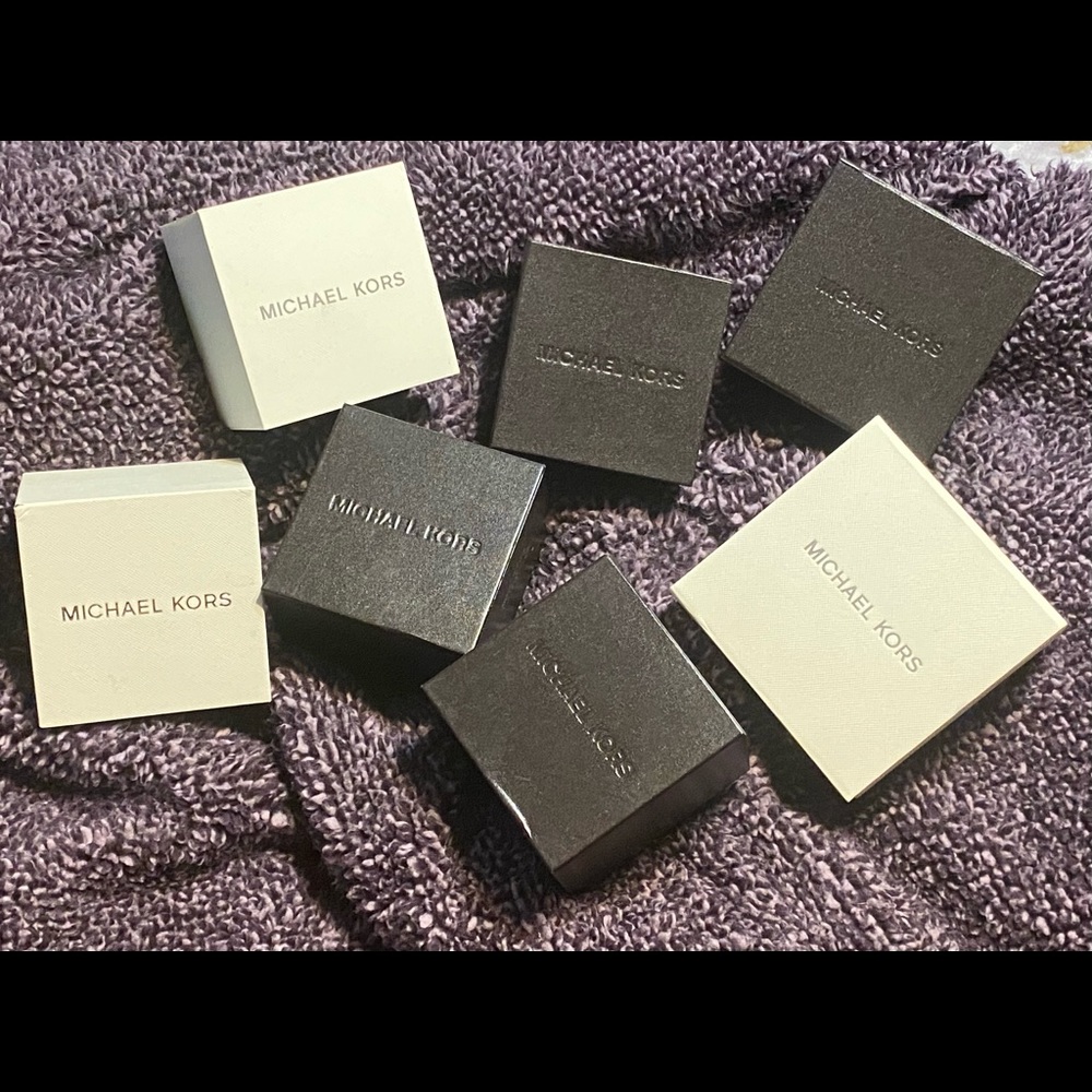 SOLD SOLD SOLD!!!7 MICHEAL KORS BOXES